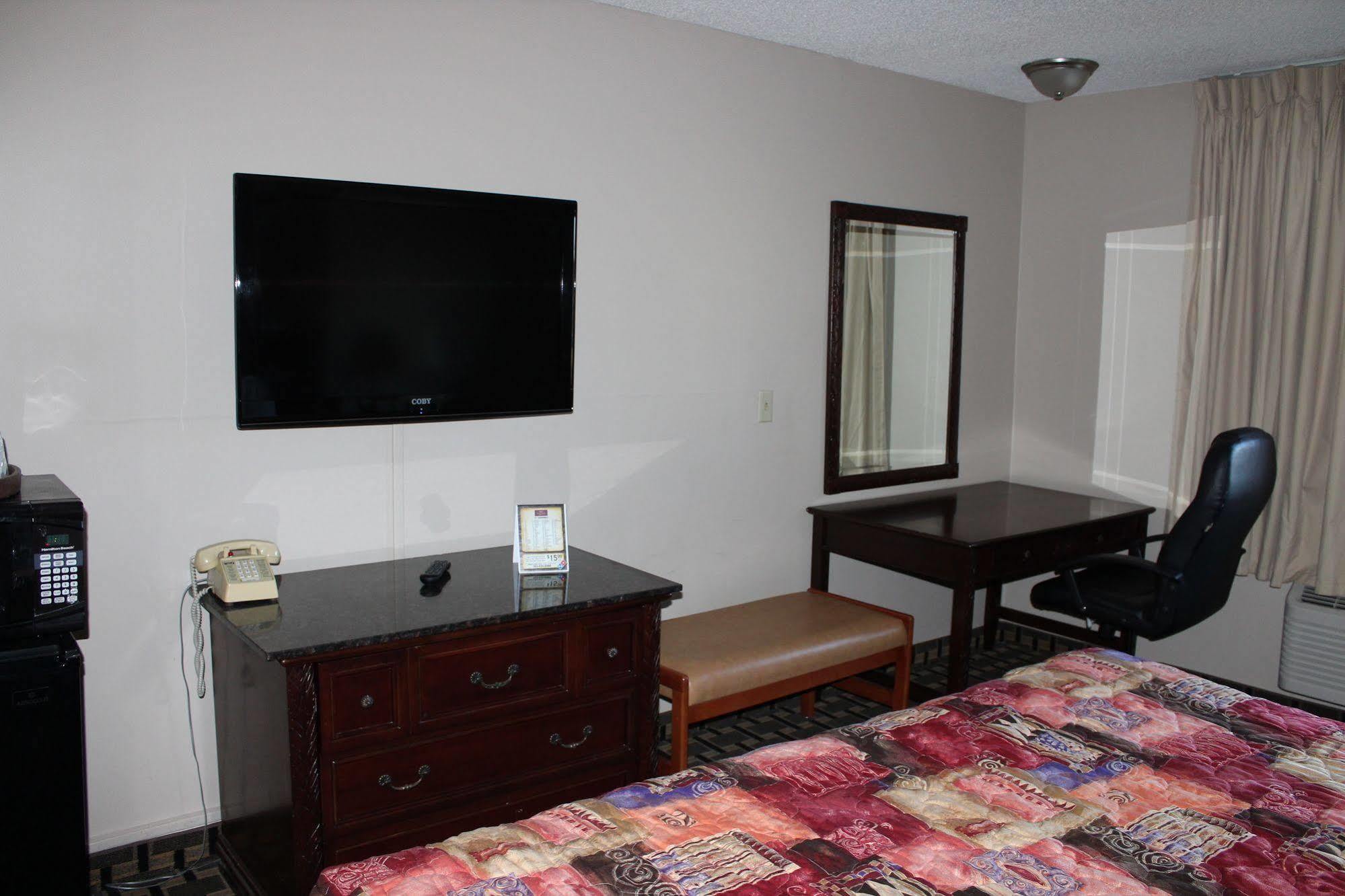 Coratel Inn And Suites 枫林 外观 照片