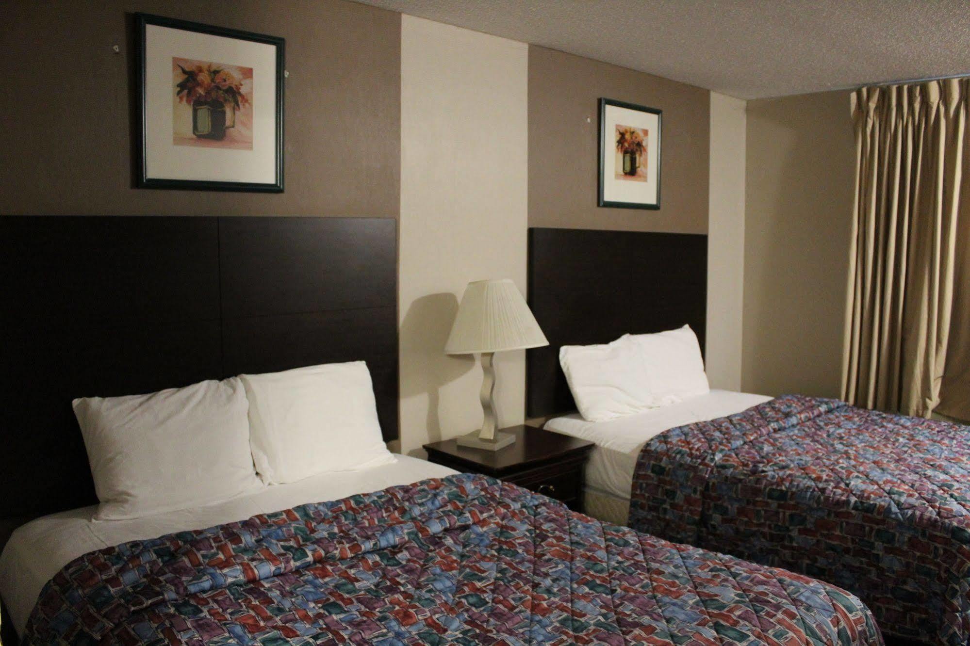 Coratel Inn And Suites 枫林 外观 照片